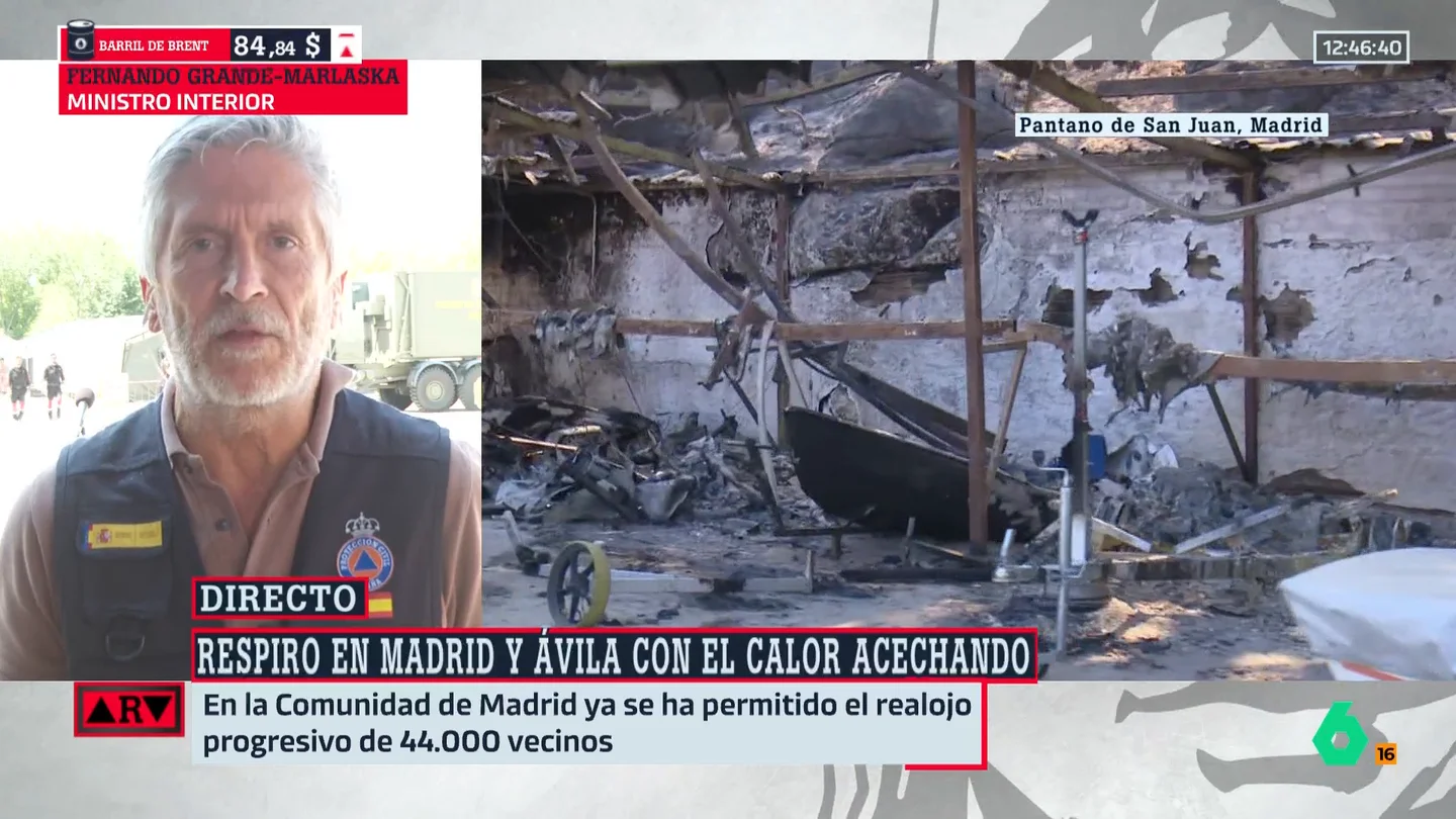 Marlaska espera que los incendios entren en "fase de estabilización" en las próximas 12 horas: "Seguro que seguimos dando buenas noticias" Marlaska espera que los incendios entren en "fase de estabilización" en las próximas 12 horas: "Seguro que seguimos dando buenas noticias"