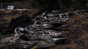 Embarcaciones calcinadas en los alrededores del Pantano de San Juan tras el paso del incendio forestal en la Sierra Oeste de Madrid, a 28 de julio de 2026, en Madrid (Espa&ntilde;a). 