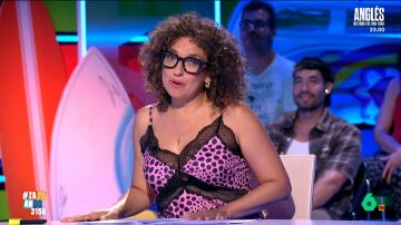 Virginia Riezu, al ver a unos j&oacute;venes recorrer un r&iacute;o en unicornio hinchable: "Desayunaron churros con calimocho"