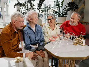 ¿Por qué la amistad es la mejor medicina para nuestras personas mayores? ¿Por qué la amistad es la mejor medicina para nuestras personas mayores?