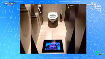El invento definitivo para no perderte ni un minuto de la pel&iacute;cula: pantallas en los ba&ntilde;os del cine