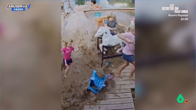 Una piscina hinchable desata el caos en un jard&iacute;n familiar: "Es como 'Lo imposible' en versi&oacute;n dom&eacute;stica"