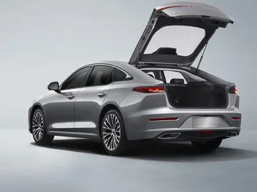 Bueno, bonito, barato... y con un maletero muy práctico: así es el Volkswagen Passat chino que se vende en España Bueno, bonito, barato... y con un maletero muy práctico: así es el Volkswagen Passat chino que se vende en España
