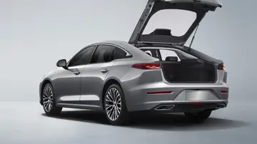 Bueno, bonito, barato... y con un maletero muy práctico: así es el Volkswagen Passat chino que se vende en España Bueno, bonito, barato... y con un maletero muy práctico: así es el Volkswagen Passat chino que se vende en España