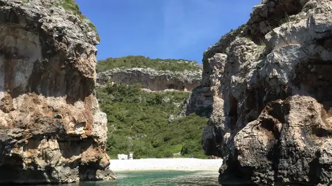 Stiniva, isla de Vis, Croacia Stiniva, isla de Vis, Croacia