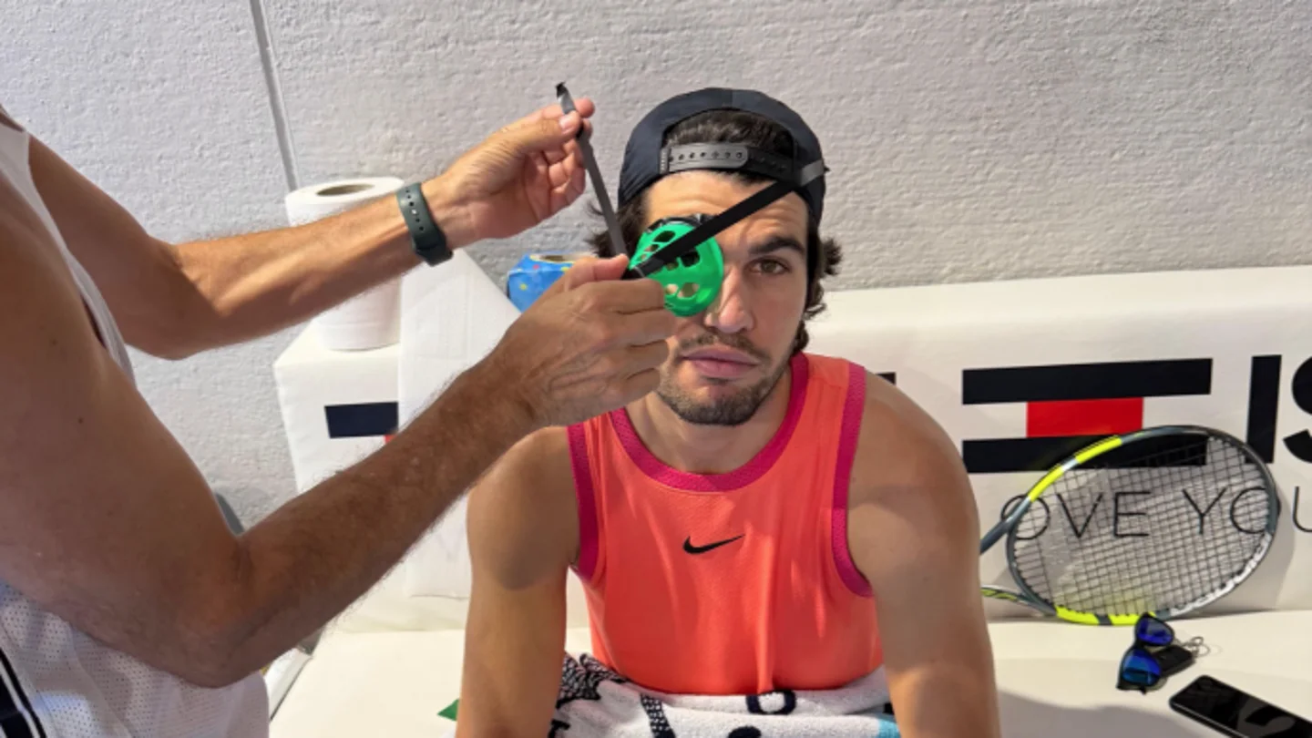 ¿Entrenar con los ojos vendados? El nuevo método de Carlos Alcaraz para preparar su regreso ¿Entrenar con los ojos vendados? El nuevo método de Carlos Alcaraz para preparar su regreso