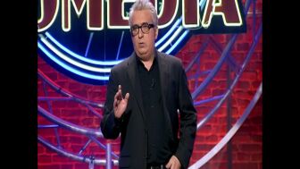 El mon&oacute;logo de Leo Harlem sobre los bares de ahora: "El que no toma cinco piezas de fruta al d&iacute;a es porque no se toma un gintonic"