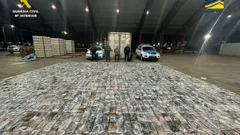 Imagen de la droga incautada Imagen de la droga incautada