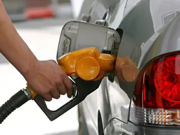 Aramco dispara su beneficio un 34% pese a vender menos petróleo Aramco dispara su beneficio un 34% pese a vender menos petróleo