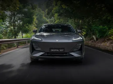 El Changan Deepal S07 se actualiza: más potencia, más autonomía y recargas en solo 24 minutos El Changan Deepal S07 se actualiza: más potencia, más autonomía y recargas en solo 24 minutos