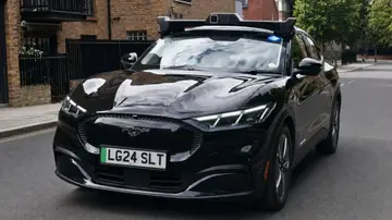 Londres da luz verde a los robotaxis de Uber y Wayve Londres da luz verde a los robotaxis de Uber y Wayve