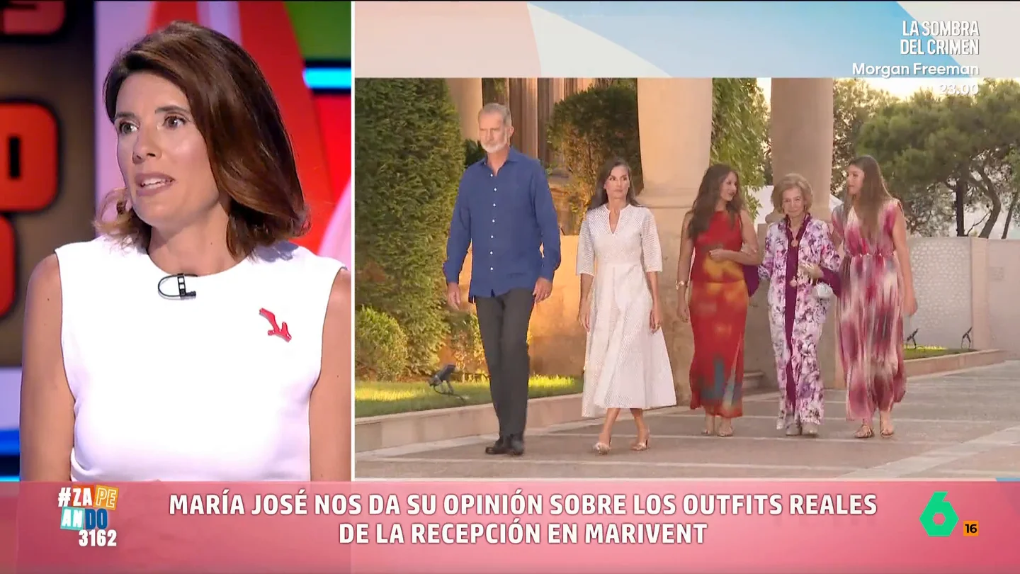 María José Gómez y Verdú analiza los outfits de la familia real española en Palma La experta en protocolo y etiqueta no duda en mojarse para hablar de los looks desenfadados que han lucido los 'royals' españoles.