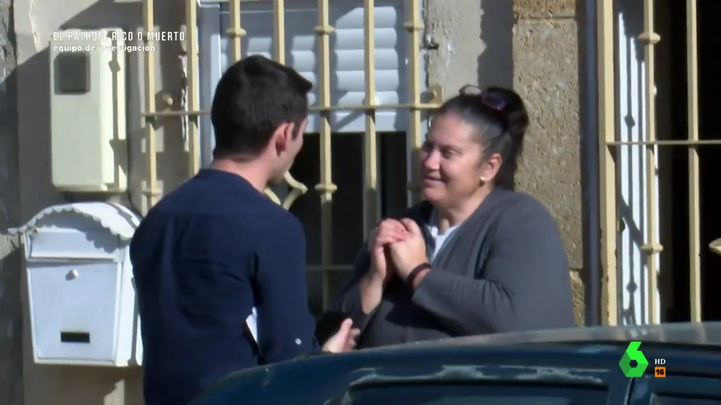 Así explicó la tía de 'El Patrón' por qué tenía un Porsche Panamera: "Tengo tres pagas, mi marido cobra 504 euros" Así explicó la tía de 'El Patrón' por qué tenía un Porsche Panamera: "Tengo tres pagas, mi marido cobra 504 euros"