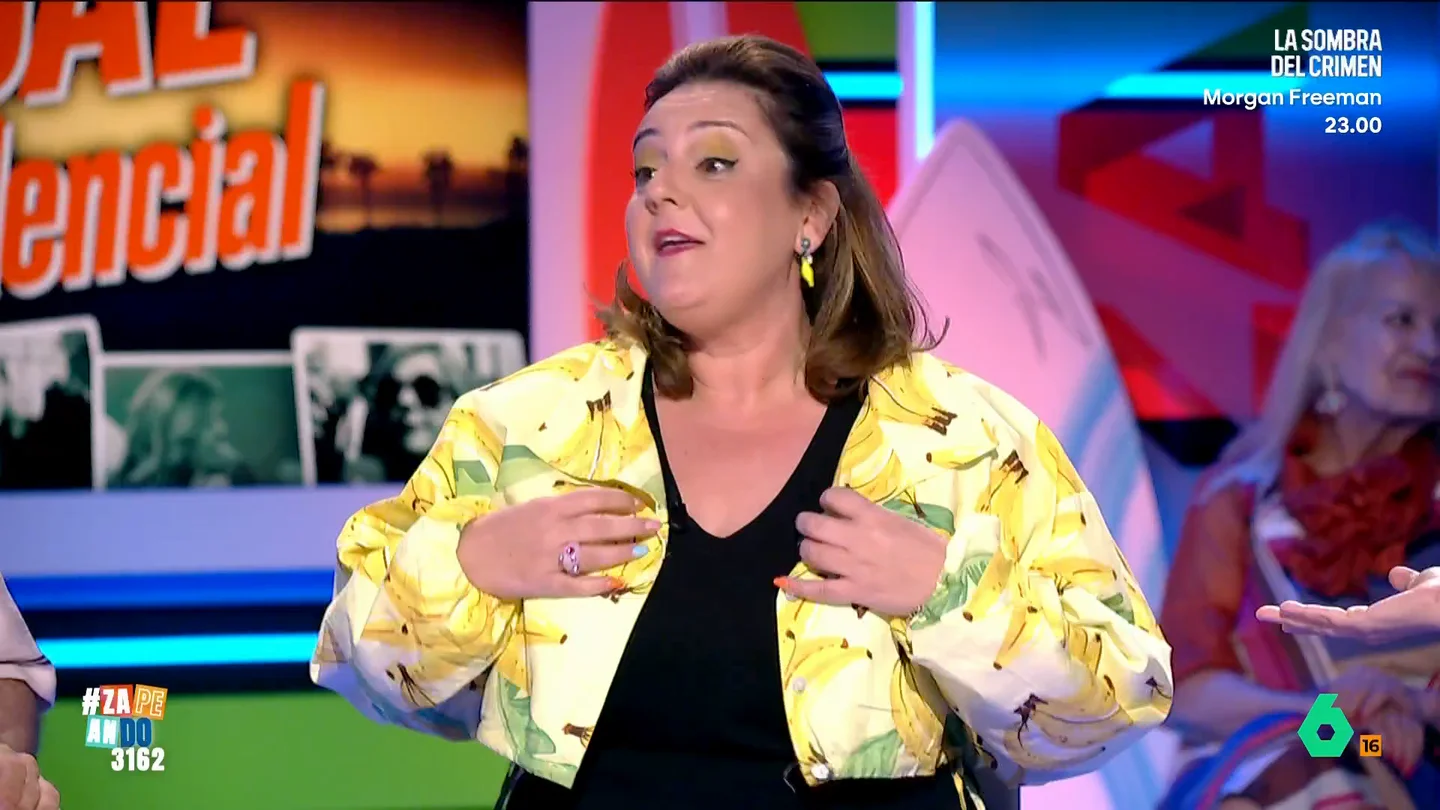 Pilar Vidal, al ver los 'lookazos' de sus compañeros en Zapeando: "Parece una rave" Pilar Vidal, al ver los 'lookazos' de sus compañeros en Zapeando: "Parece una rave"