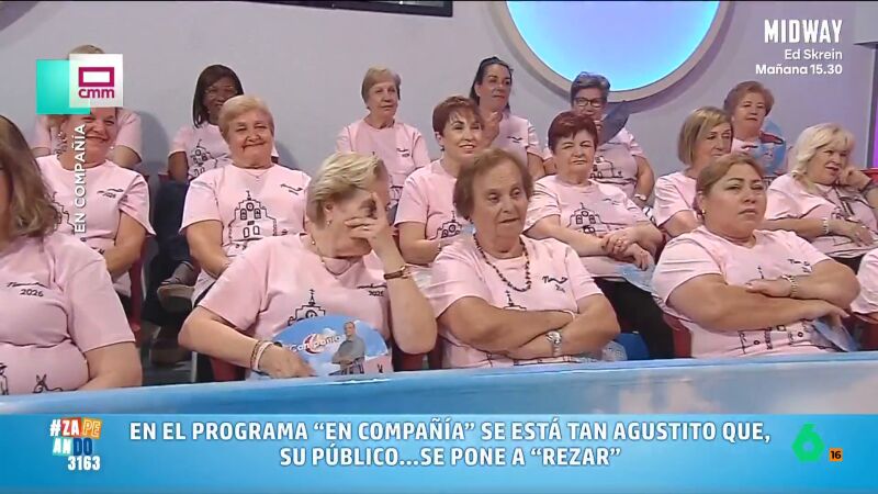 La divertida reacci&oacute;n de una se&ntilde;ora al quedarse dormida en directo en el programa de Ram&oacute;n Garc&iacute;a: "Estoy rezando"