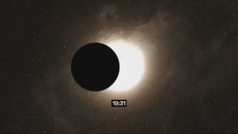 Qué son las 'joyas del eclipse': todo lo que tienes que saber de las perlas de Baily, la corona solar y el anillo de diamante Qué son las 'joyas del eclipse': todo lo que tienes que saber de las perlas de Baily, la corona solar y el anillo de diamante
