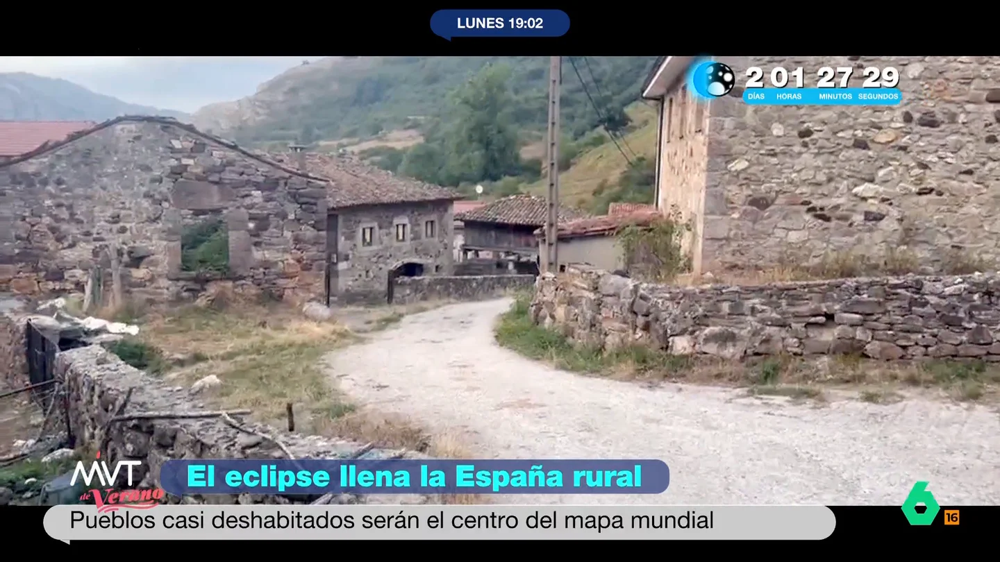 El eclipse solar llena de vida la España vaciada: pueblos casi deshabitados serán el centro del mapa mundial Muchos negocios han recibido un gran impulso gracias a este evento tan importante. A pesar de ello, lugares como el Valle de Iruelas, afectado por los incendios, han sufrido numerosas cancelaciones por el miedo que ha generado el fuego.