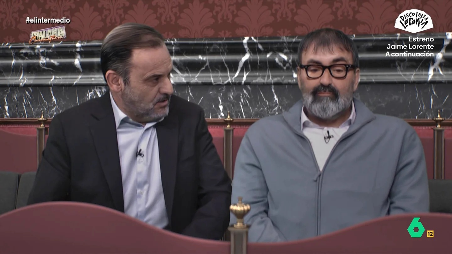 'Ábalos' recuerda al gato que adoptó con Jéssica: "Ese sí que me quería, el piso se lo tendría que haber puesto a él" 'Chalana connection' llevo a 'Koldo García' y al 'exministro socialista' hasta el Tribunal Supremo donde tuvieron una de sus charlas mientras se desarrollaba el juicio por el 'Caso Koldo'.