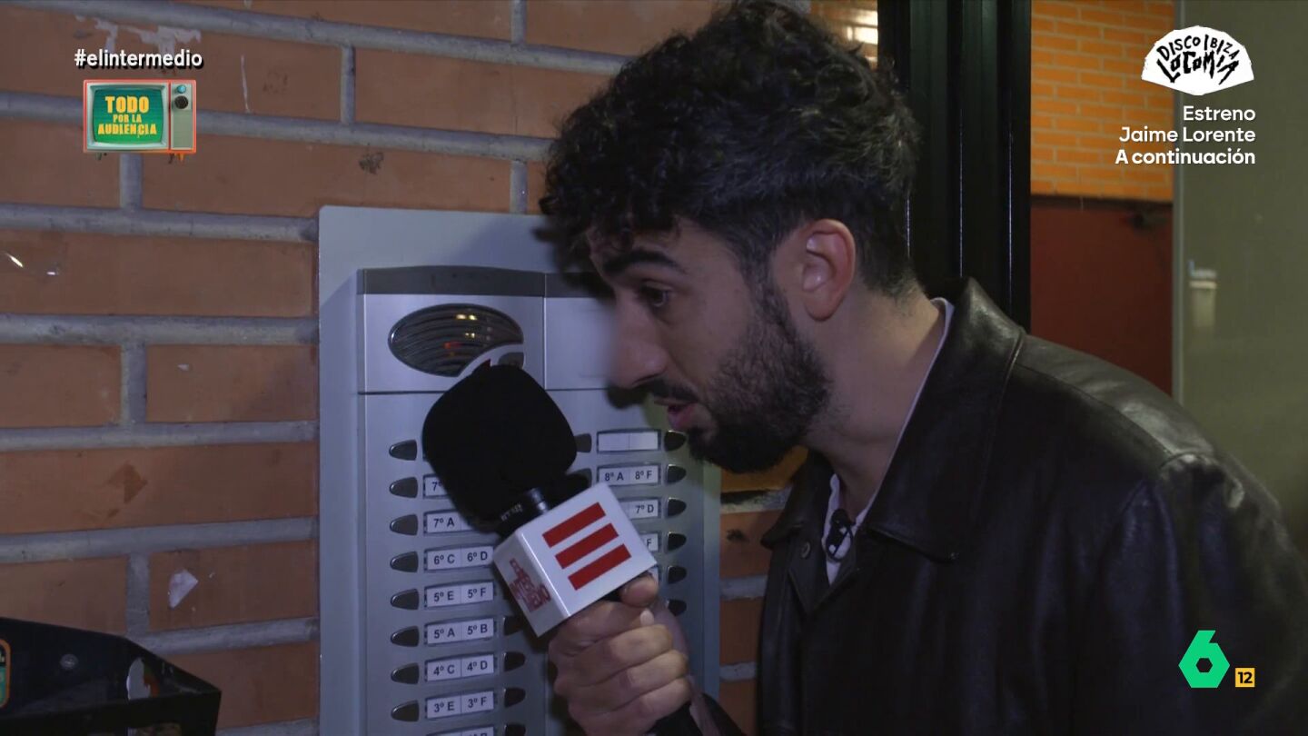 El Intermedio recupera la secci&oacute;n 'Todo por la audiencia' de Isma Ju&aacute;rez. El reportero llama a telefonillos, de manera aleatoria, para encontrar espectadores de El Intermedio o, en todo caso, aumentar la audiencia de manera manual. 