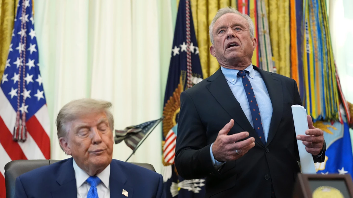 Donald Trump y su secretario de Salud, Robert F. Kennedy Jr. Donald Trump y su secretario de Salud, Robert F. Kennedy Jr.