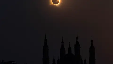 Eclipse solar en Zaragoza Eclipse solar en Zaragoza