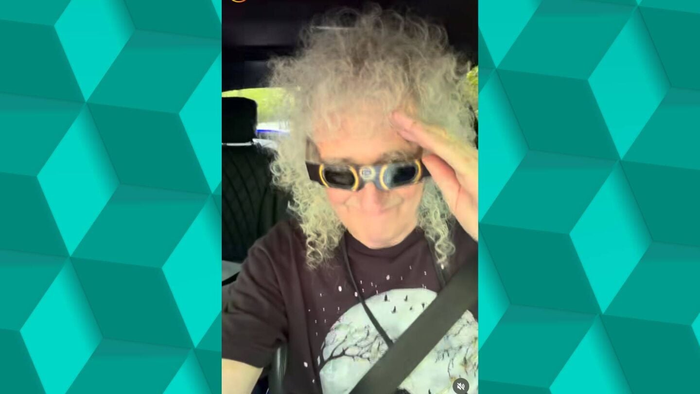 Brian May, guitarrista de Queen, vive el eclipse desde Espa&ntilde;a
