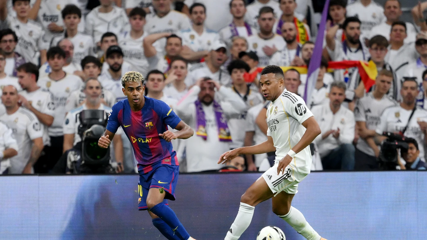Lamine Yamal y Kylian Mbappé Lamine Yamal y Kylian Mbappé