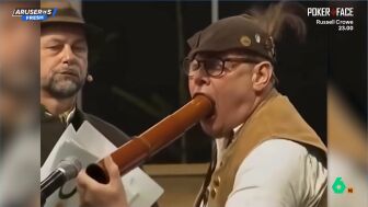 La surrealista competici&oacute;n mundial del canto del ciervo se hace viral: "Requiere cierta t&eacute;cnica"