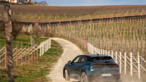 Alfa Romeo Ibrida Q4
