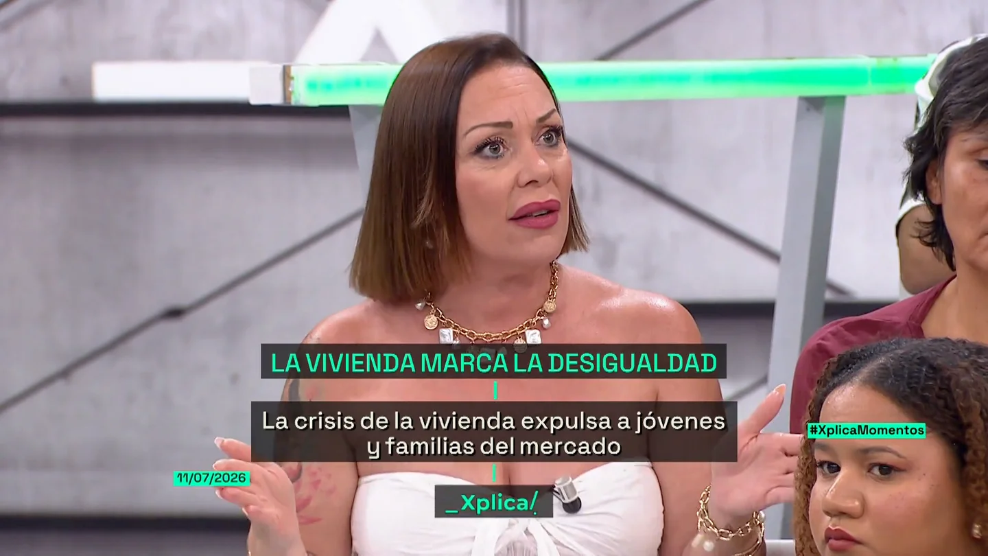 Ruth Galán, del sindicato de inquilinas, carga contra el PP y el Gobierno: "Unos especulan y otros dejan que lo hagan, es una vergüenza" Ruth Galán, del sindicato de inquilinas, carga contra el PP y el Gobierno: "Unos especulan y otros dejan que lo hagan, es una vergüenza"
