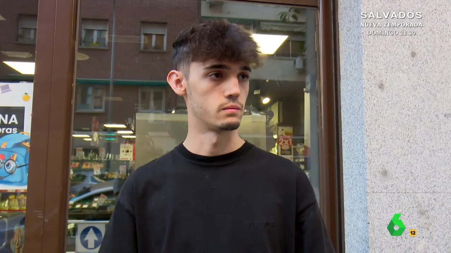 Alcasec, el polémico hacker que puso en jaque al Estado: "La cárcel me ha venido bien, me ha cambiado bastante" Alcasec, el polémico hacker que puso en jaque al Estado: "La cárcel me ha venido bien, me ha cambiado bastante"