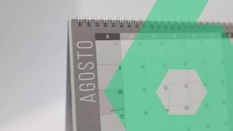 Un calendario, en el mes de agosto