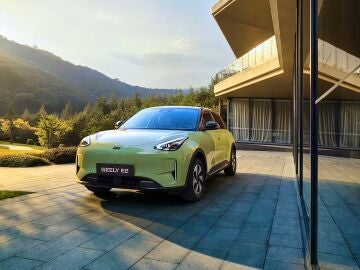 Geely E2