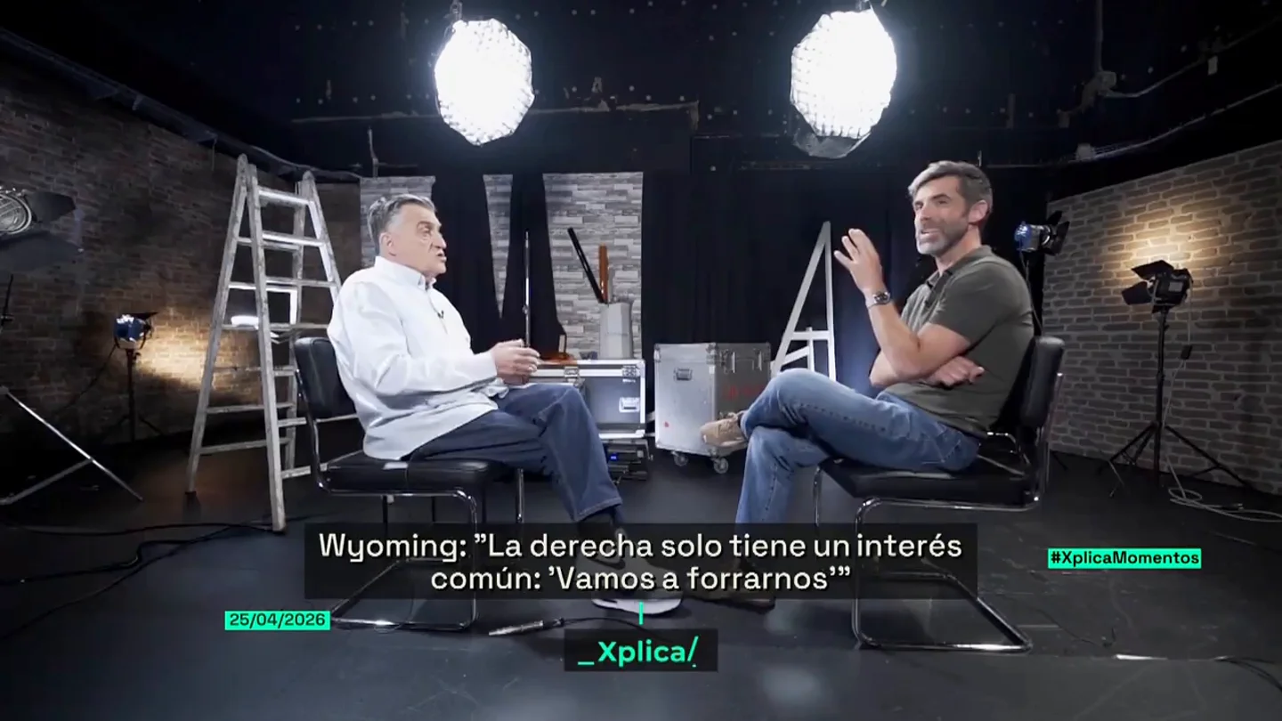 Wyoming plantea que "toda la izquierda vaya en la misma lista, también el PSOE": "Pero va a decir que 'nanai', porque ve aquí a un enemigo" Wyoming plantea que "toda la izquierda vaya en la misma lista, también el PSOE": "Pero va a decir que 'nanai', porque ve aquí a un enemigo"