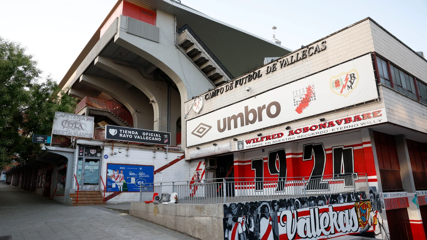 Foto de archivo del estadio de Vallecas, donde no se podrá jugar este jueves el partido Rayo Vallecano-Alavés. Foto de archivo del estadio de Vallecas, donde no se podrá jugar este jueves el partido Rayo Vallecano-Alavés.