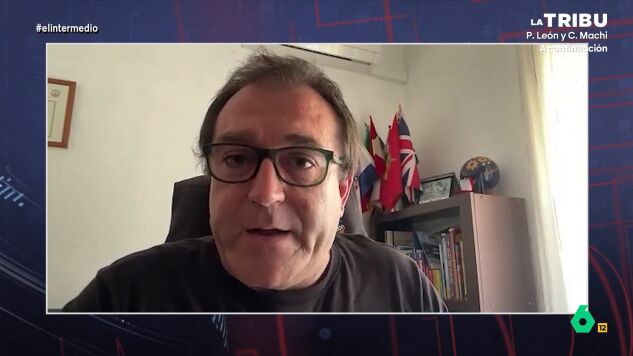 El periodista de 'Huelva Informaci&oacute;n' conversaba con Andrea Ropero sobre el narcotr&aacute;fico en Huelva despu&eacute;s del fallecimiento de dos guardias civiles fallecieran mientras persegu&iacute;an la lancha de un narco. 
