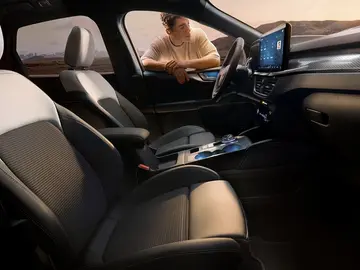 Más allá de la edición Blue Cruise: así luce la versión especial del Ford Kuga apuntada a la experiencia de sonido Más allá de la edición Blue Cruise: así luce la versión especial del Ford Kuga apuntada a la experiencia de sonido