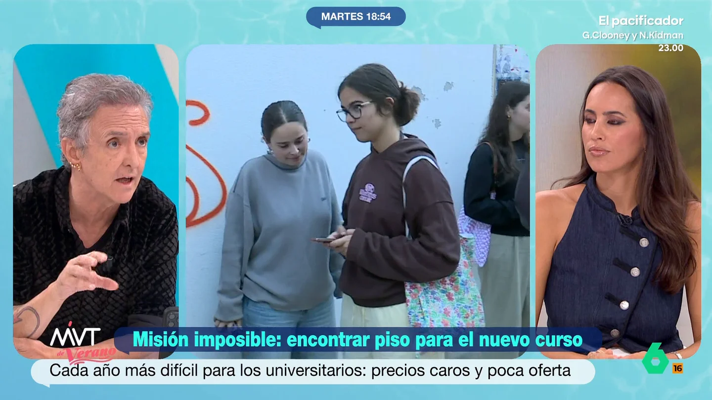 Ramoncín, sobre el problema de la vivienda: "El propio casero, una persona normal, se está comportando como un fondo buitre" El artista califica como "una auténtica vergüenza" este problema. Muchos universitarios están sufriendo los elevados precios de los alquileres ya que, como señala 'Ramoncín', cada vez más personas tienen la idea de que "tener una vivienda es un negocio".