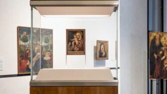 Vista de un panel de doble cara que representa 'La Virgen con el Ni&ntilde;o' y 'Cristo en la Piedad' del maestro renacentista Antonello da Messina.