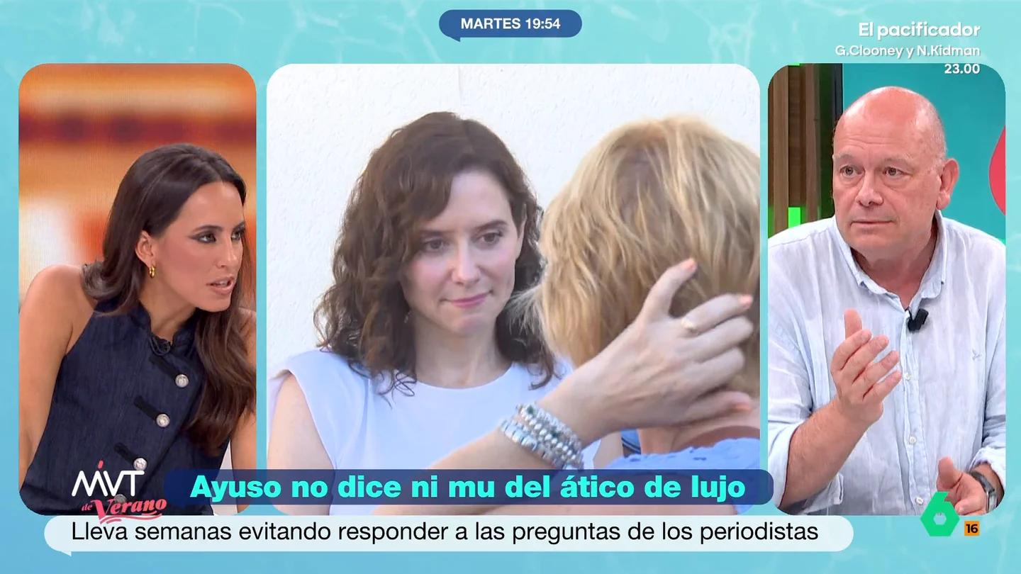 Gabi Sanz, sobre Ayuso y el ático de lujo en Chamberí: "Tengo la percepción de que esto es fuego amigo" "Esto no lo ha sacado el PSOE, ni Más Madrid, ni Mónica García, ni Emilio Delgado, esto es algo que nace de dentro", comenta Gabi Sanz sobre la polémica del ático de lujo comprado por el Gobierno de Ayuso en Chamberí.