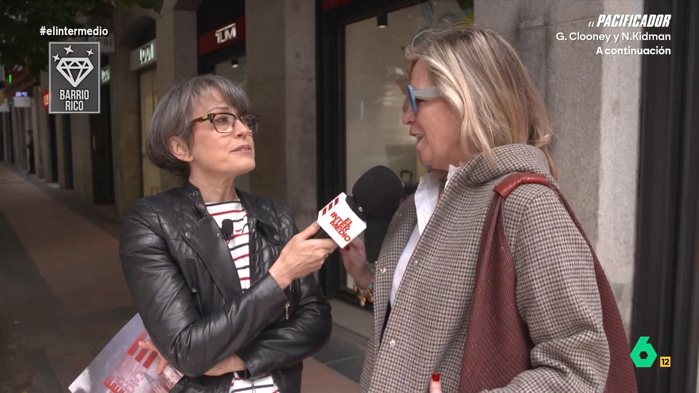 Una mujer de barrio rico, a Thais Villas sobre si le han llevado alguna vez el desayuno a la cama En una entrega de 'Barrio rico, barrio obrero' que ahora recupera El Intermedio, Thais Villas preguntaba por los desayunos, los cafés de especialidad y los brunch.