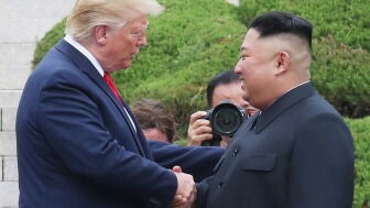 Donald J. Trump con Kim Jong-un.