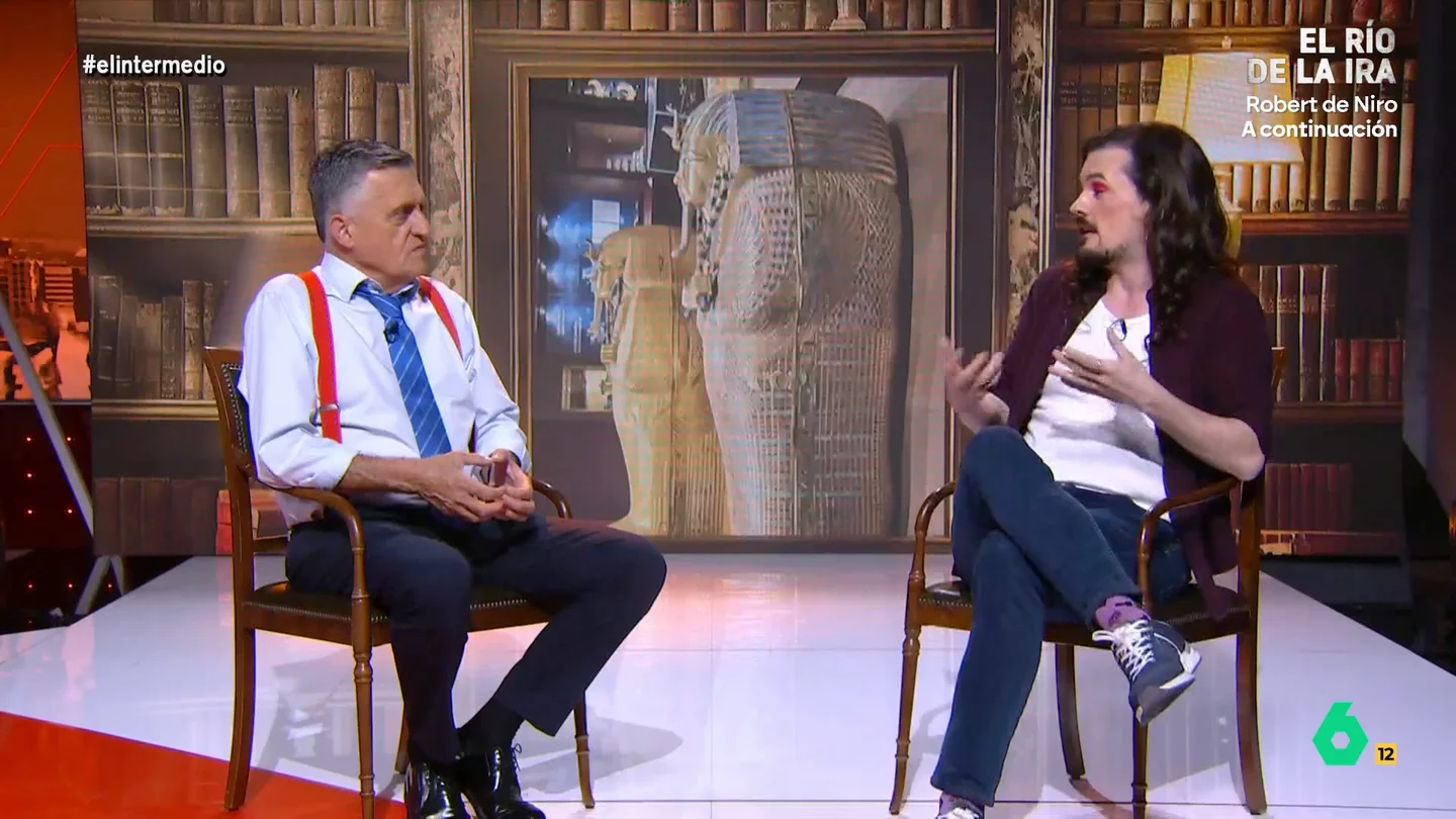 Mikel Herrán comparte las modas que surgieron en el antiguo Egipto para evitar que la gente reutilizara los sarcófagos El historiador repasaba en el Intermedio cómo se habían reciclado los ataúdes a lo largo de la historia.
