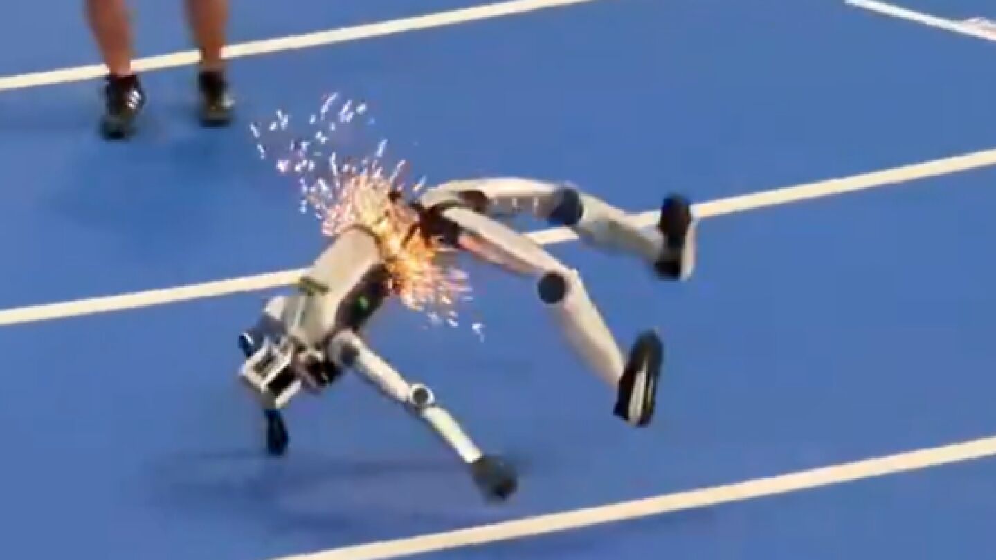 'Superman', el robot chino que corre m&aacute;s r&aacute;pido que Usain Bolt pero que no es capaz de frenar a tiempo
