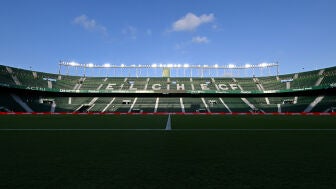 Estadio Mart&iacute;nez Valero 