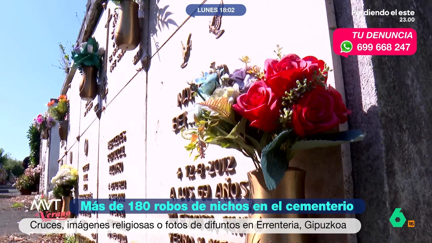 Profanan y saquean más de 180 nichos de un cementerio de Errenteria: los ladrones se han llevado desde cruces a fotos de los difuntos Los vecinos de Errenteria, en Gipuzkoa, no dan crédito a la serie de robos en el cementerio de la localidad, del que se han sustraído cruces, imágenes religiosas y hasta fotos de los difuntos de 181 nichos. Se baraja que se hayan podido vender al peso o que se trate de una gamberrada.