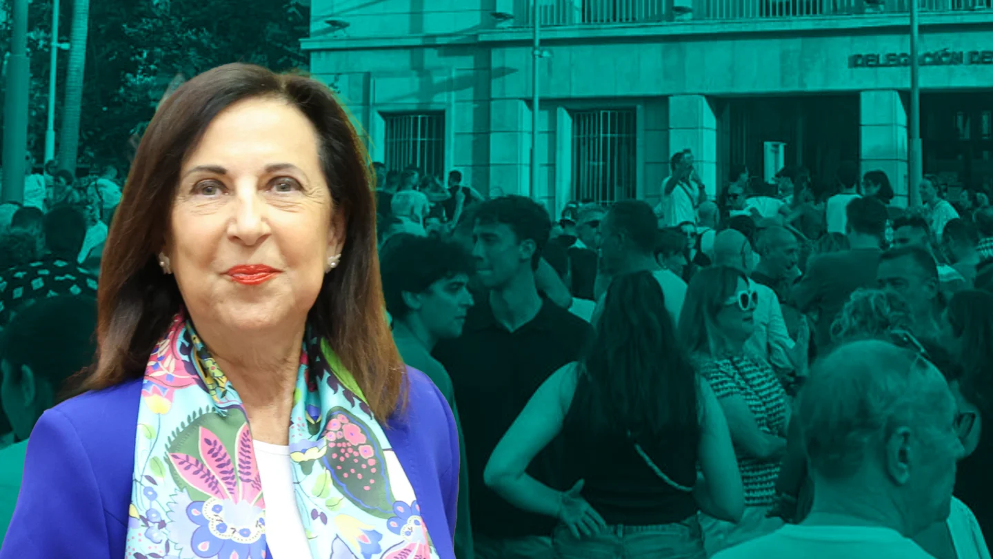 Robles inaugura las comparecencias del Gobierno sobre su gestión de la crisis de Ceuta Robles inaugura las comparecencias del Gobierno sobre su gestión de la crisis de Ceuta