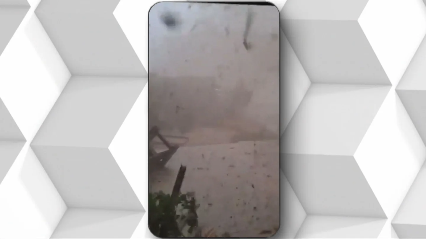 El paso de un tornado por Pomas (Francia) deja dos desaparecidos y más de 40 heridos El paso de un tornado por Pomas (Francia) deja dos desaparecidos y más de 40 heridos