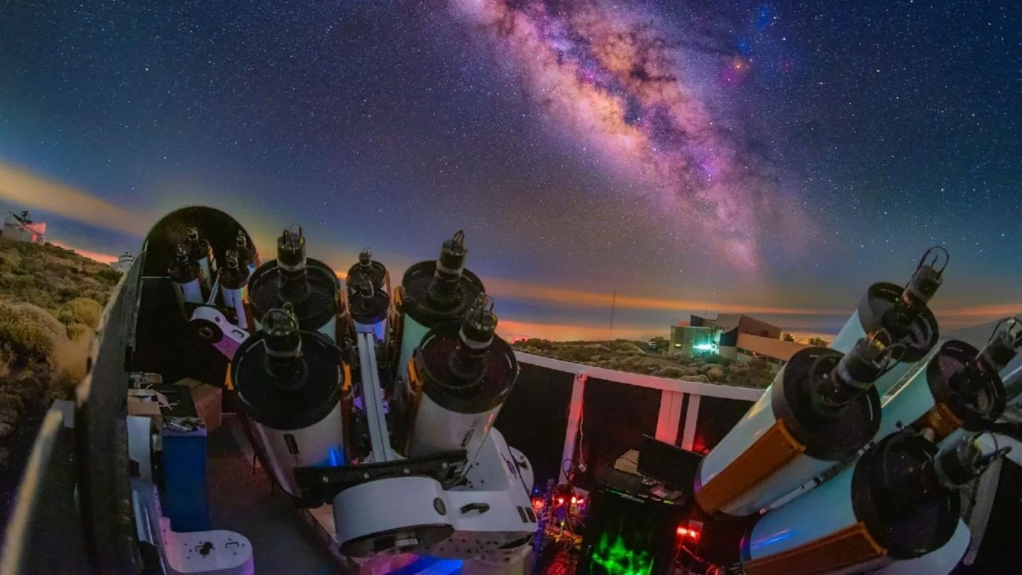 Observan asteroide de 10 metros de diámetro que pasó "rozando" la Tierra el 12 de agosto Observan asteroide de 10 metros de diámetro que pasó "rozando" la Tierra el 12 de agosto
