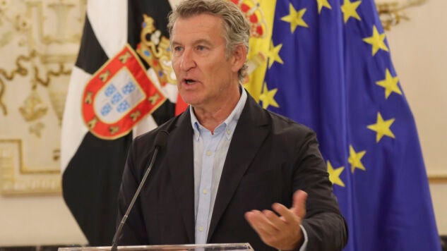 El presidente del PP, Alberto N&uacute;&ntilde;ez Feijo&oacute;, ofrece una rueda de prensa junto al presidente de la Ciudad Aut&oacute;noma de Ceuta, Juan Jes&uacute;s Vivas Lara.